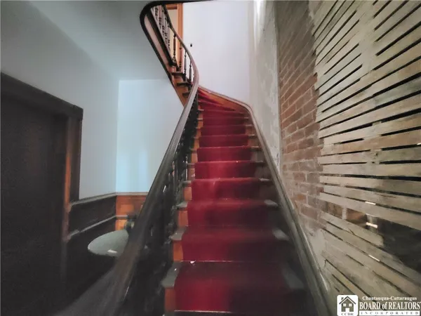 $59,900 | 52 Lakeview Avenue, Jamestown, NY 14701