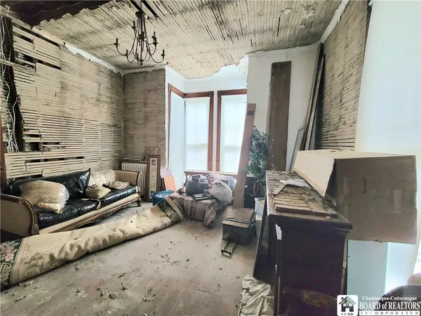 $59,900 | 52 Lakeview Avenue, Jamestown, NY 14701