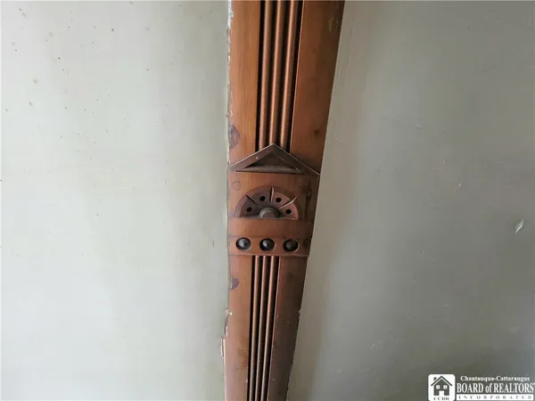 $59,900 | 52 Lakeview Avenue, Jamestown, NY 14701