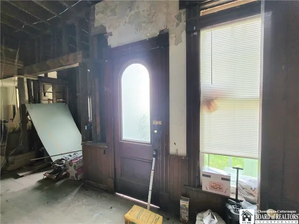 $59,900 | 52 Lakeview Avenue, Jamestown, NY 14701