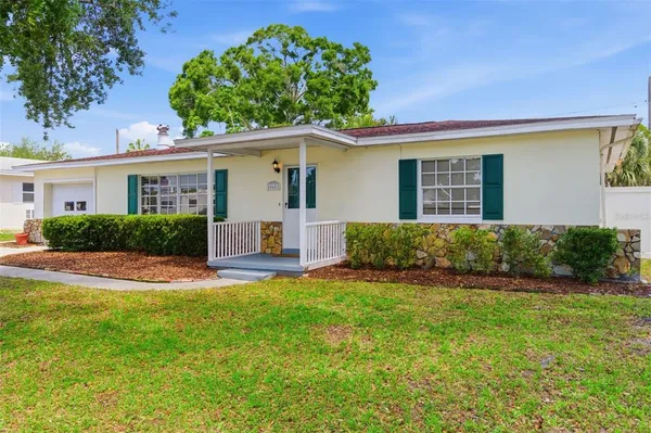 $400,000 | 10651 125th Avenue, Largo, FL 33773
