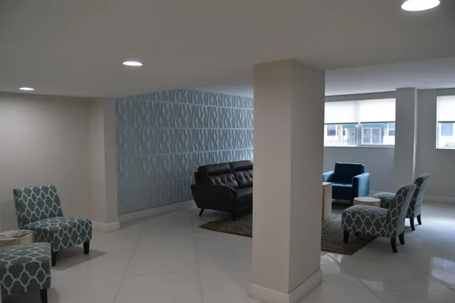 $2,600 | 1238 Hillsboro Mile, Unit 511, Pompano Beach, FL 33062