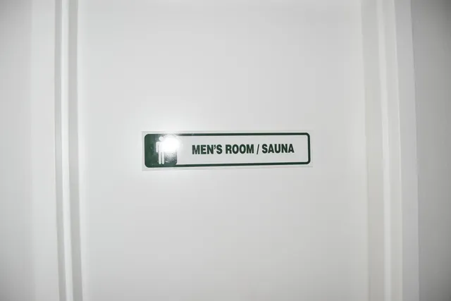 $2,600 | 1238 Hillsboro Mile, Unit 511, Pompano Beach, FL 33062