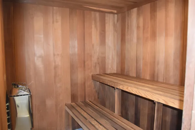 $2,600 | 1238 Hillsboro Mile, Unit 511, Pompano Beach, FL 33062