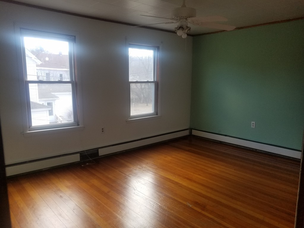 11-13 Webb Court Ware, MA 01082 - Photo 8 of 17