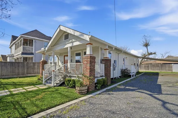 $2,600 | 2613 Lorraine Street, Houston, TX 77026