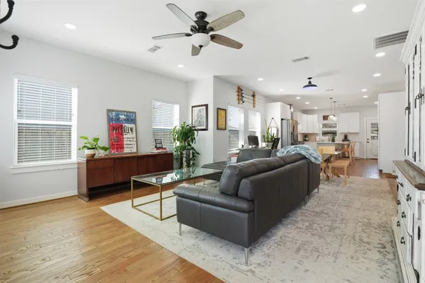 $2,600 | 2613 Lorraine Street, Houston, TX 77026