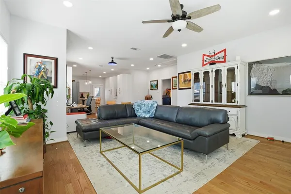 $2,600 | 2613 Lorraine Street, Houston, TX 77026