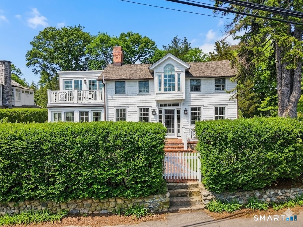 64 5 Mile River Road Darien, CT 06820 - Photo 2 of 40