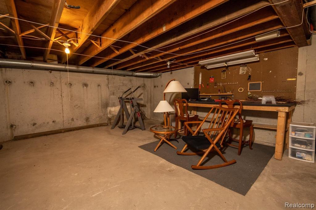 28005 Inkster Road Farmington Hills, MI 48334 - Photo 40 of 60 Gallery Image 40