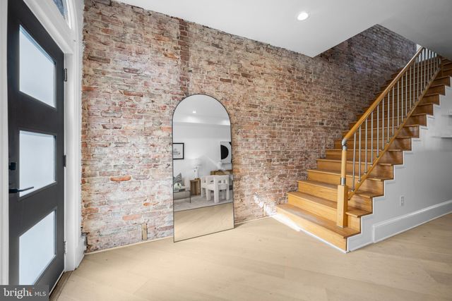 $999,950 | 41 R Street Northwest, Washington, DC 20001