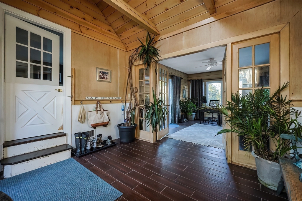 110 Acushnet Road Mattapoisett, MA 02739 - Photo 3 of 29 Gallery Image 3
