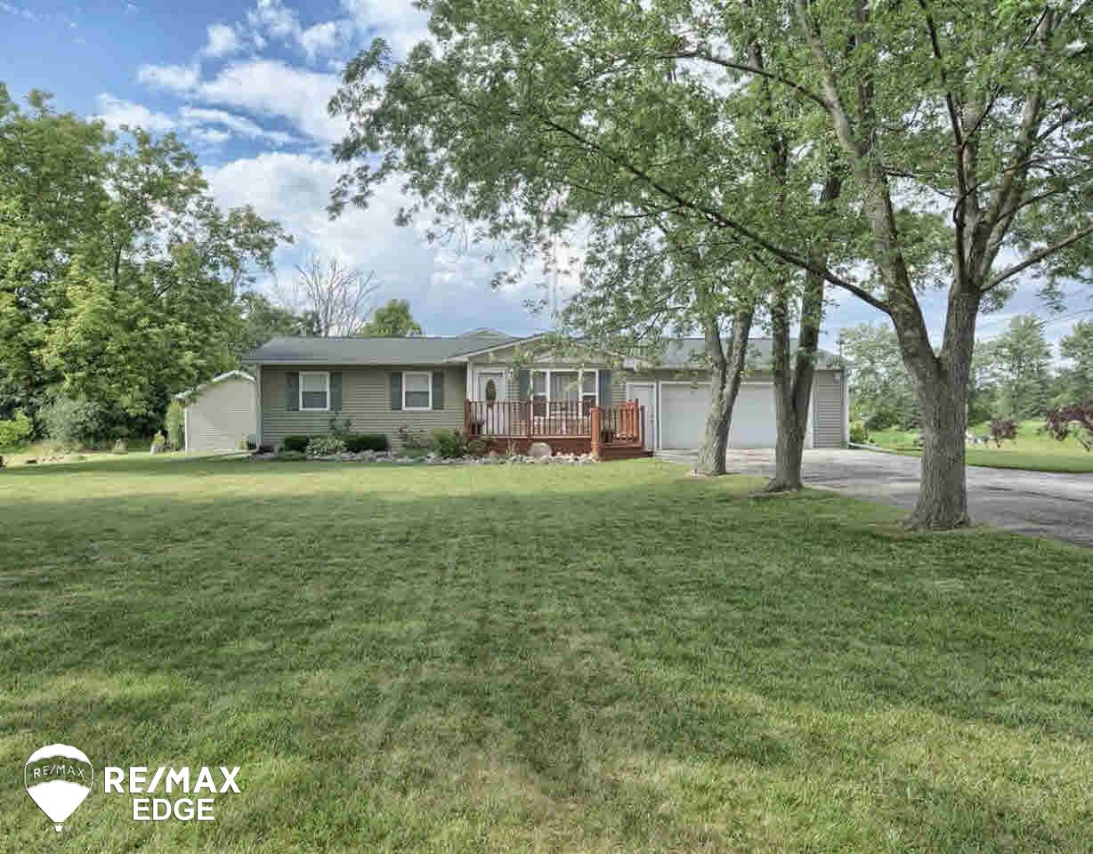 3130 West Stanley Road Mount Morris, MI 48458 - Photo 3 of 38 21315073-2.JPG