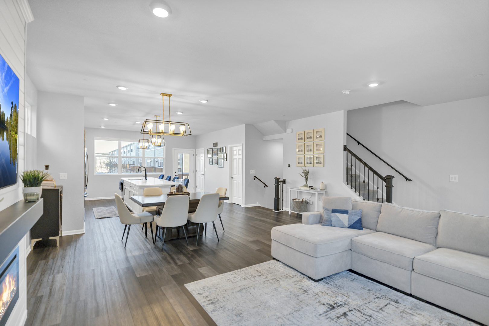 3209 Trillium Circle Rolling Meadows, IL 60008 - Photo 2 of 30 a living room with furniture and a wooden floor