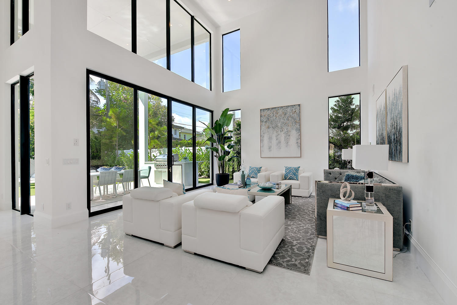 234 Northeast 4th Street Boca Raton, FL 33432 - Photo 11 of 43 234 NE 4th St Boca Raton FL-large-028-02