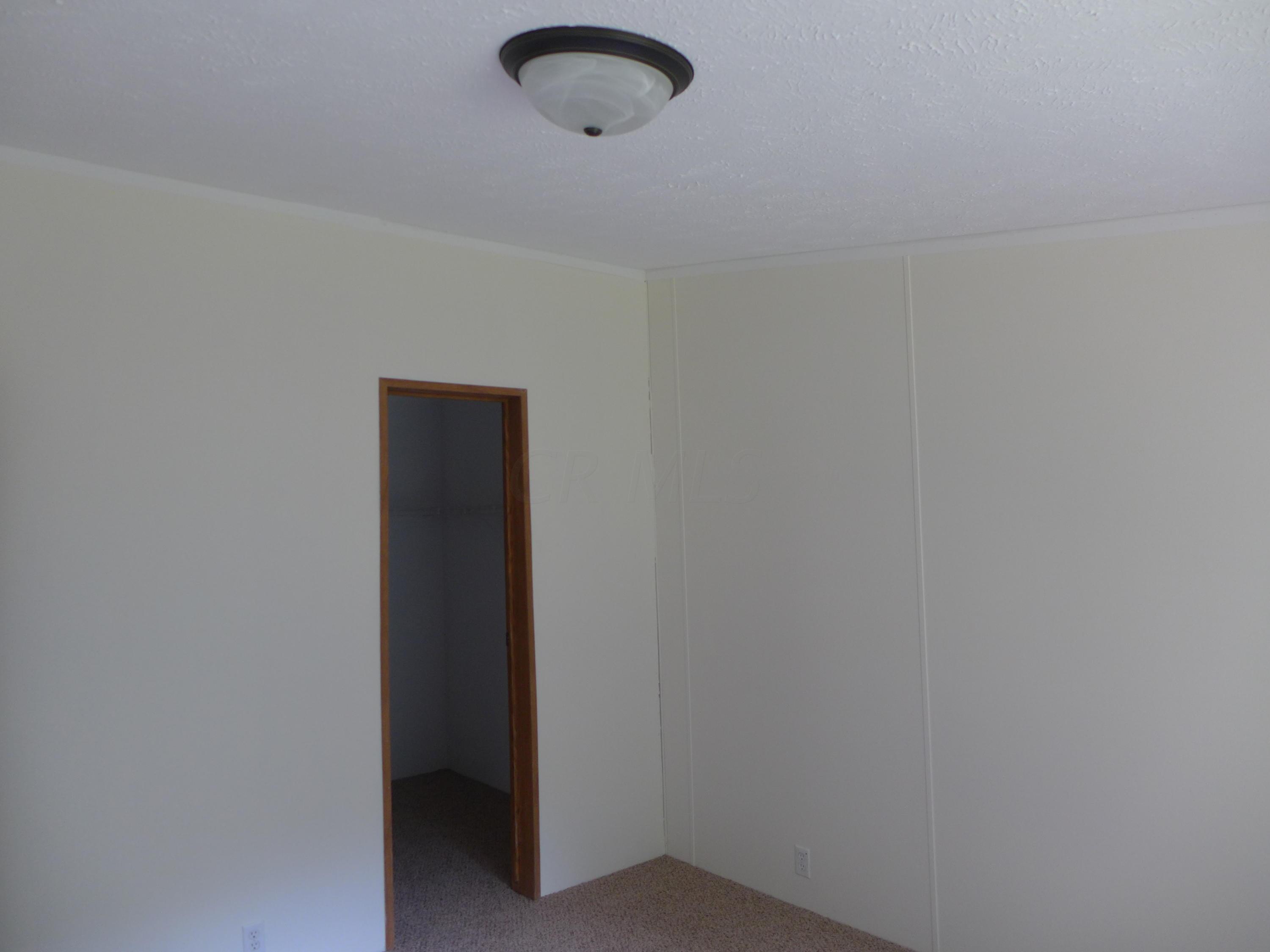 7280 Bohemian Road Southeast Corning, OH 43730 - Photo 3 of 12