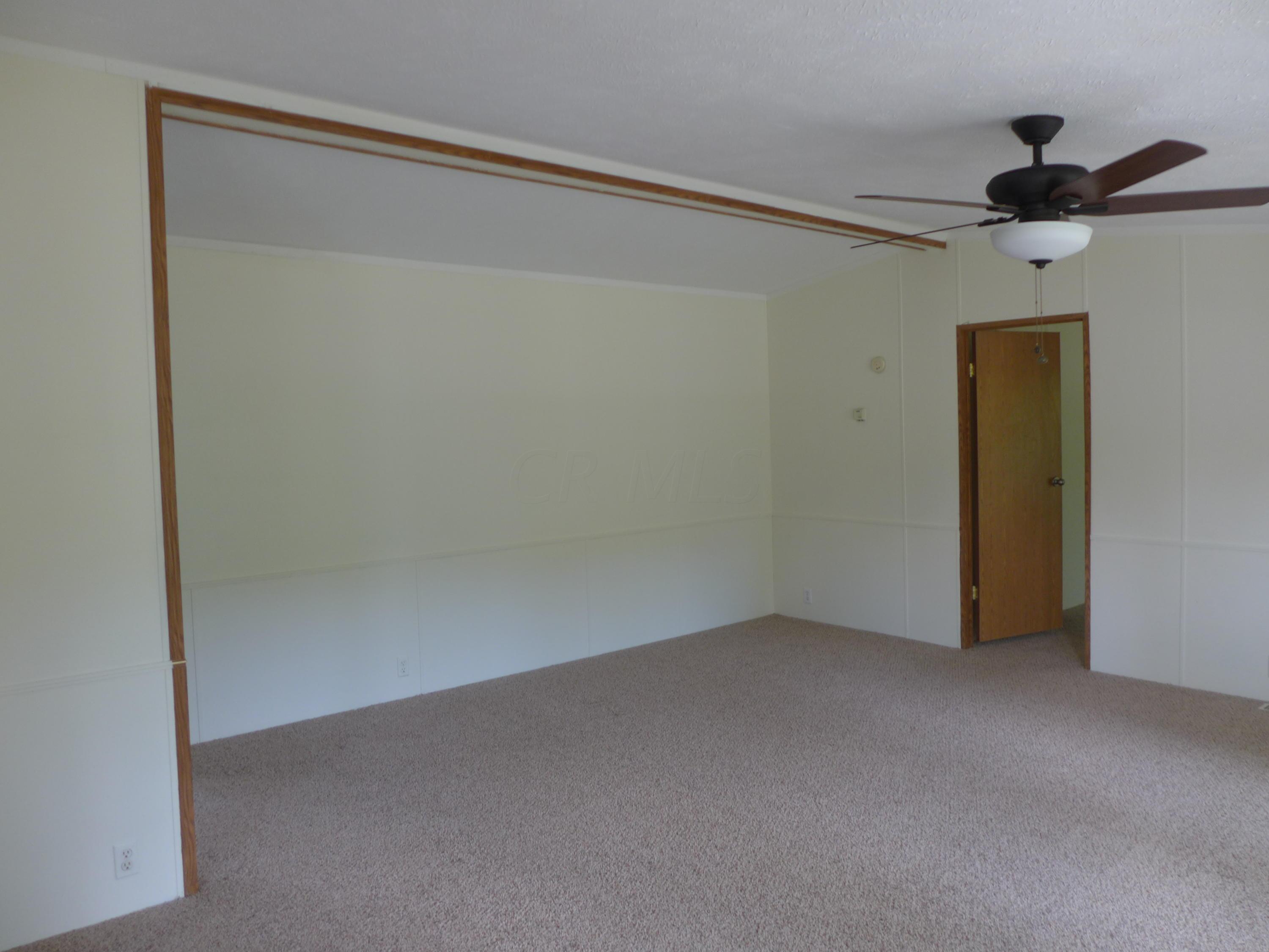 7280 Bohemian Road Southeast Corning, OH 43730 - Photo 6 of 12