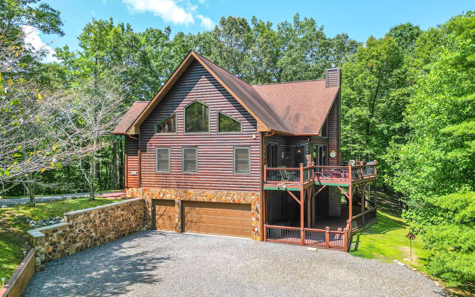 260 Berry Hl Road Murphy, NC 28906 - Photo 4 of 55 a view of house with backyard