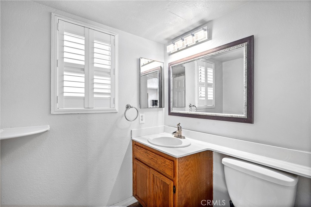 10703 Valley Drive Riverside, CA 92505 - Photo 20 of 36