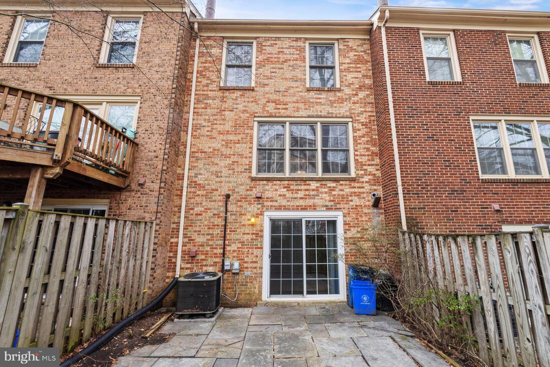 5407 Grove Ridge Way, Unit 98 Rockville, MD 20852 - Photo 23 of 27 Back yard
