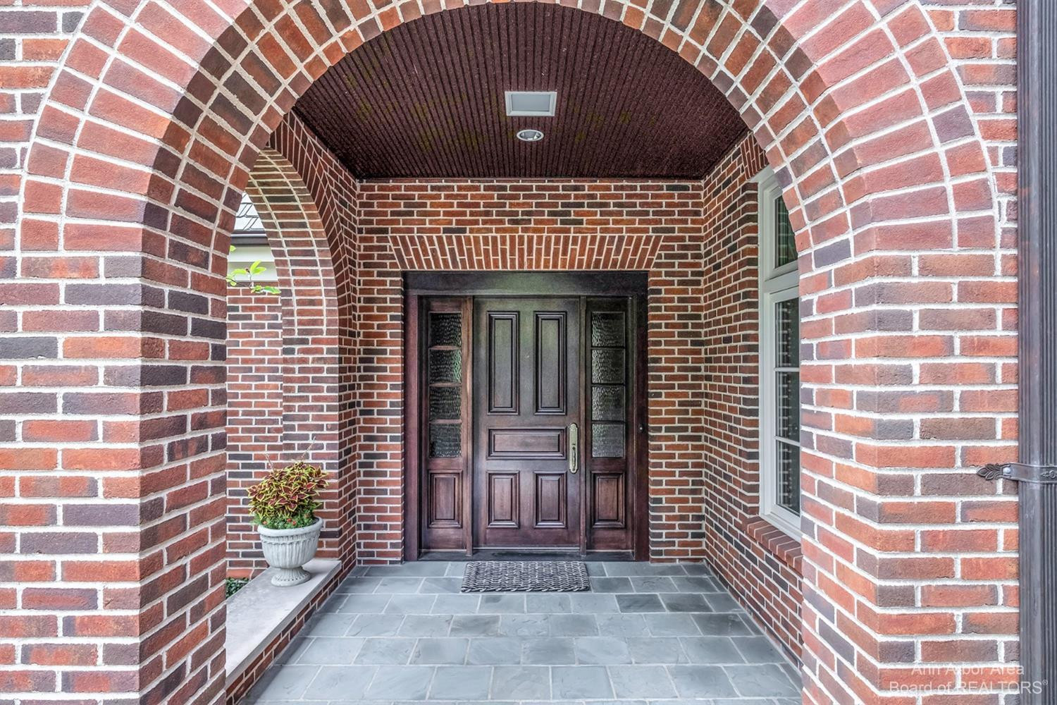 2106 Londonderry Road Ann Arbor, MI 48104 - Photo 11 of 75 Photo 11