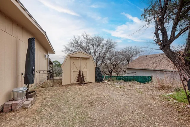 $399,900 | 125 Winding Way, Sunrise Beach, TX 78643