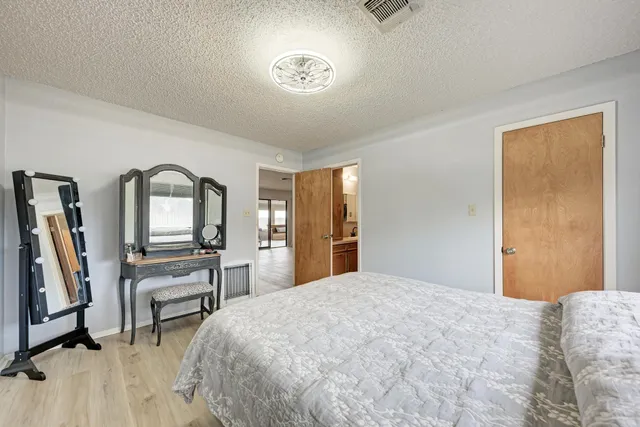 $399,900 | 125 Winding Way, Sunrise Beach, TX 78643