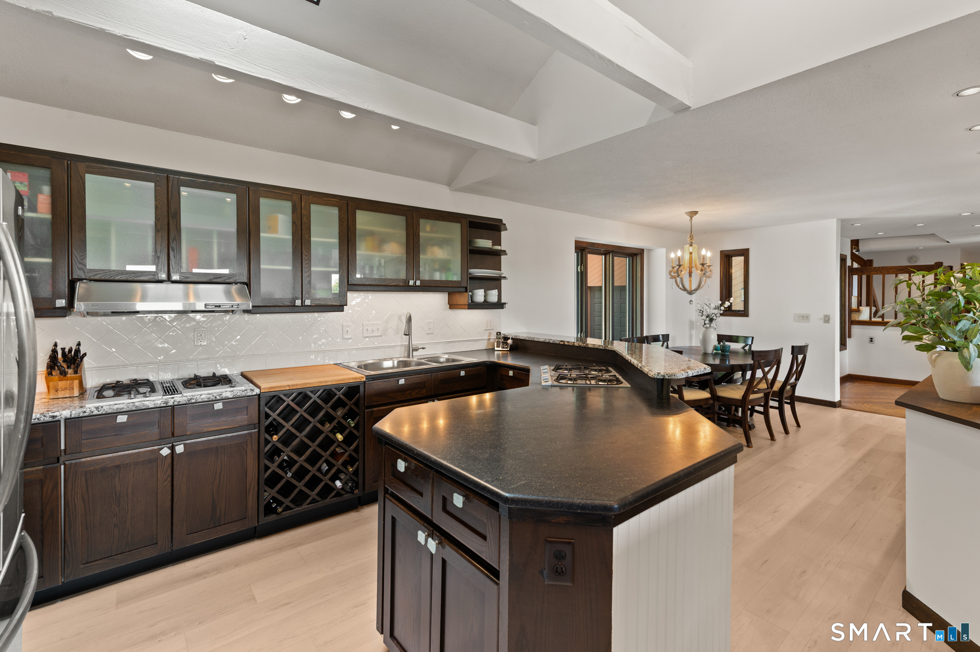 86 Pinnacle Road Farmington, CT 06032 - Photo 5 of 27 Gallery Image 5