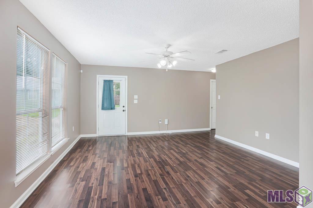 33877 Cedar Ridge Court Denham Springs, LA 70706 - Photo 8 of 22 Gallery Image 8