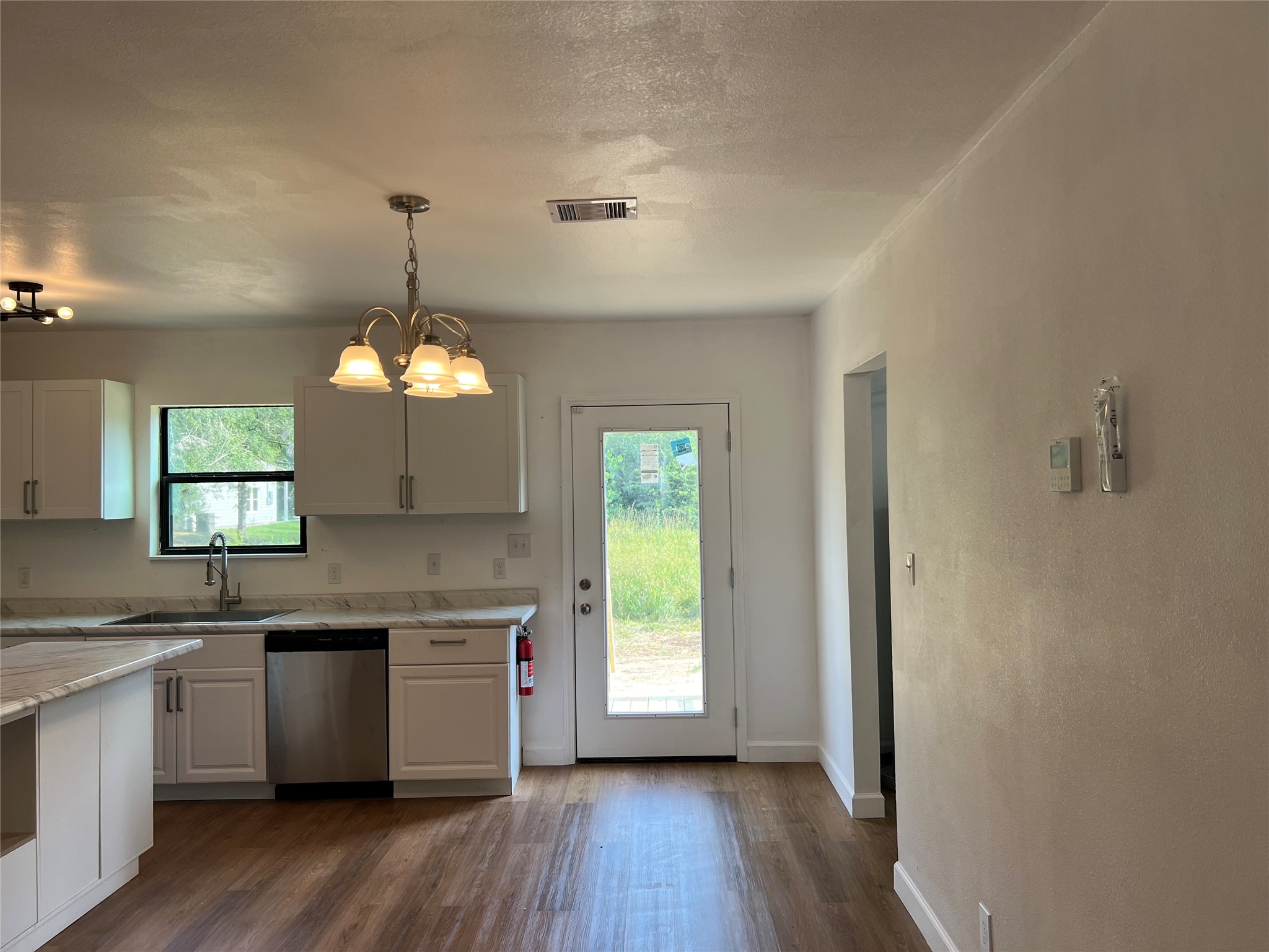 907 Daniel Street Cleveland, TX 77327 - Photo 17 of 45 Back door to the Deck