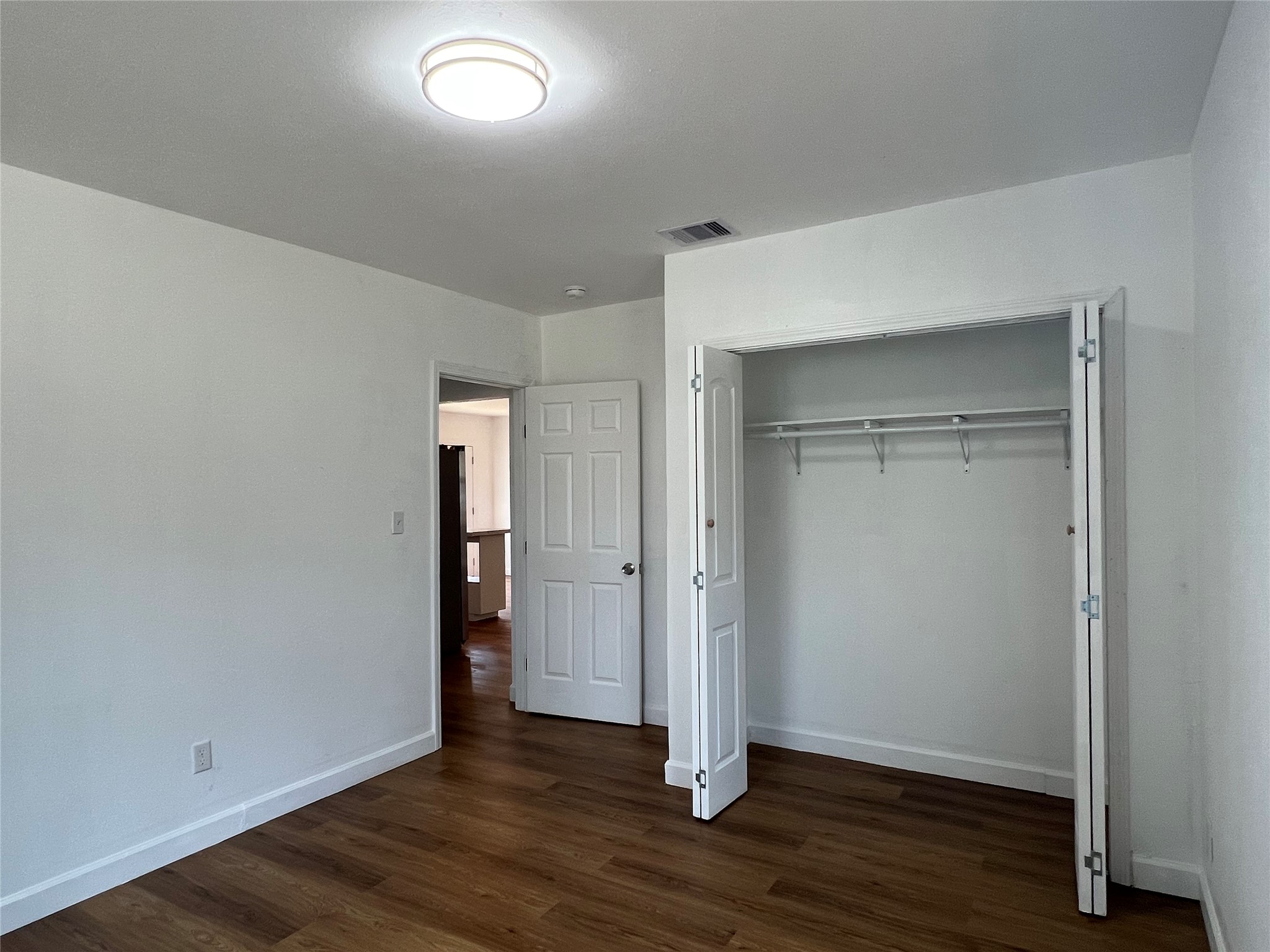 907 Daniel Street Cleveland, TX 77327 - Photo 39 of 45 Closet in Second Bedroom
