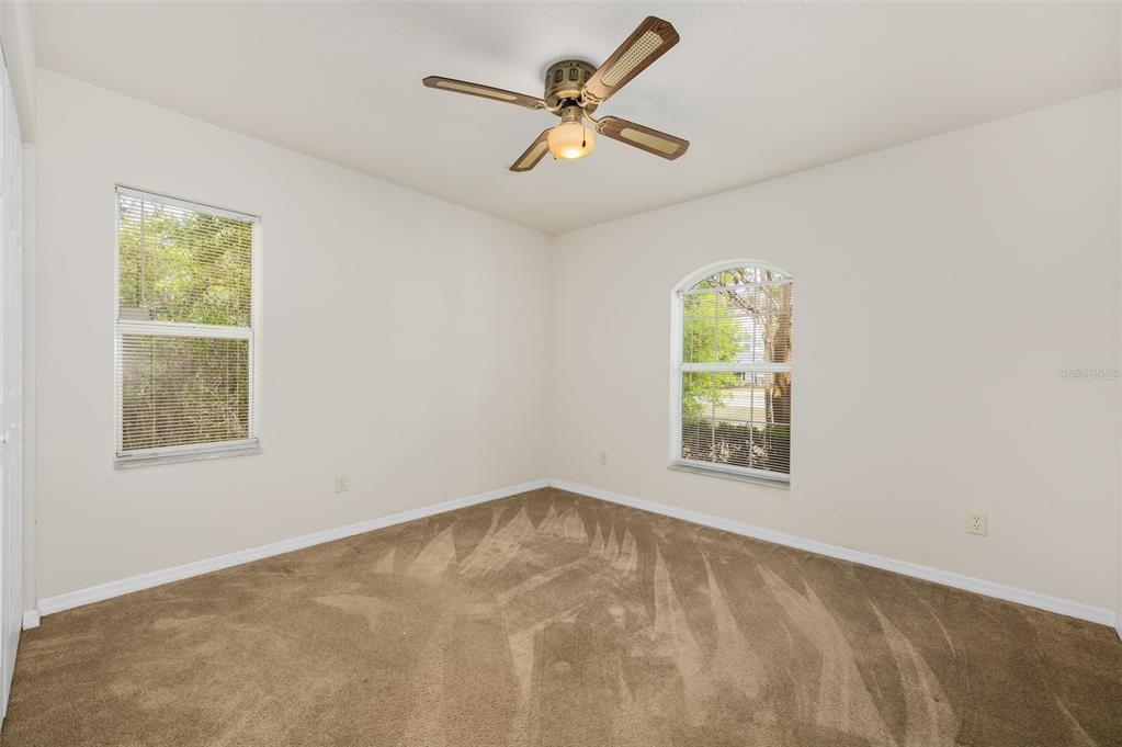 5090 Southeast 28th Street Ocala, FL 34480 - Photo 29 of 35 a view of an empty room with a window