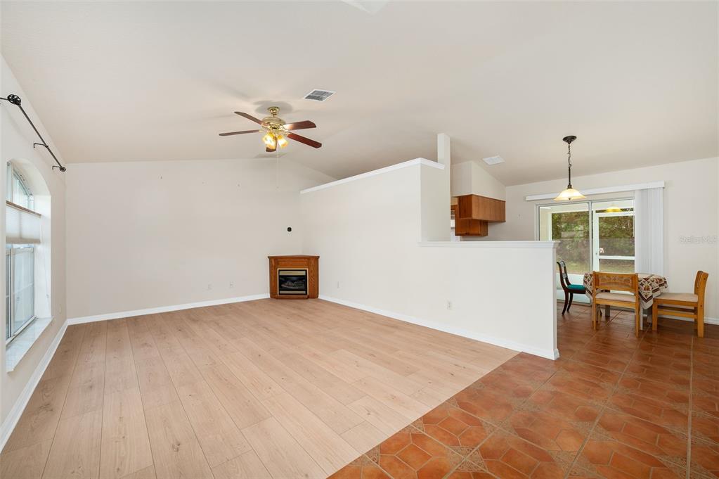 5090 Southeast 28th Street Ocala, FL 34480 - Photo 4 of 35 a view of an empty room with a window