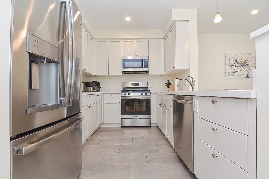 70 Endicott Street, Unit 1606 Norwood, MA 02062 - Photo 12 of 25