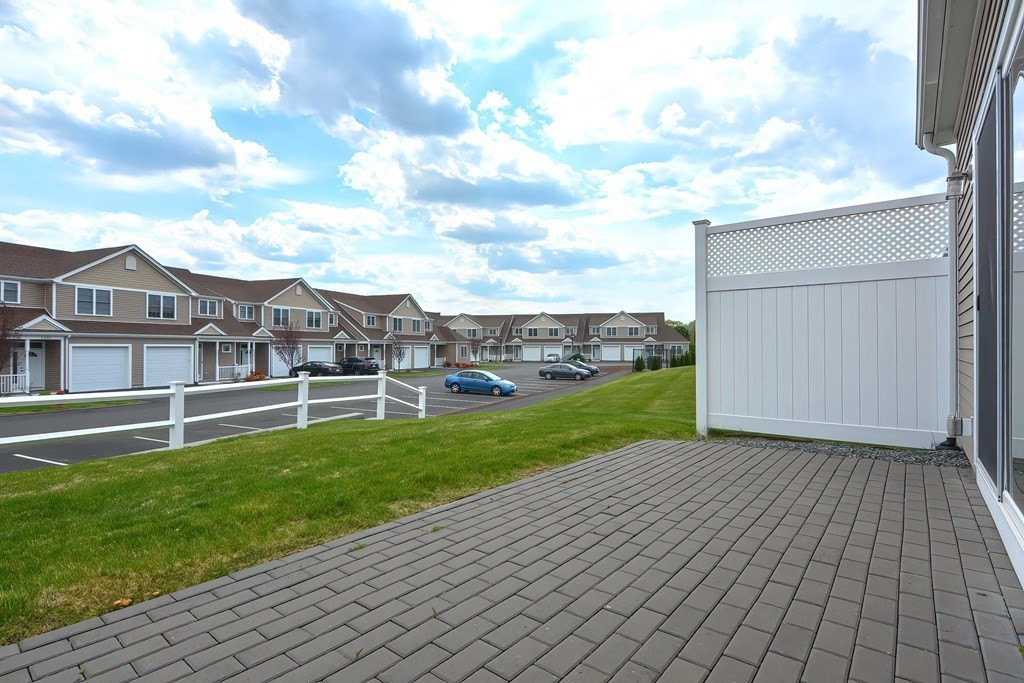 70 Endicott Street, Unit 1606 Norwood, MA 02062 - Photo 5 of 25