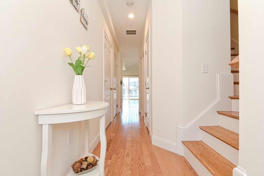 70 Endicott Street, Unit 1606 Norwood, MA 02062 - Photo 6 of 25