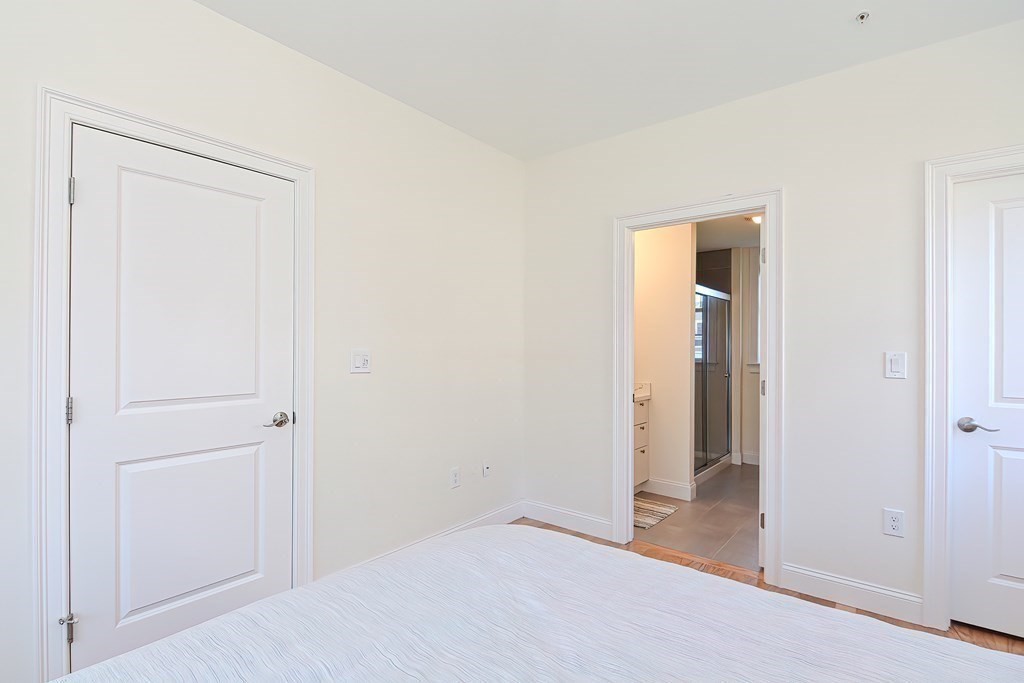 70 Endicott Street, Unit 1606 Norwood, MA 02062 - Photo 8 of 25