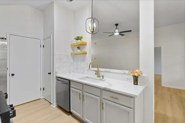 $279,900 | 1104 Rockrose  Court, Leander, TX 78641