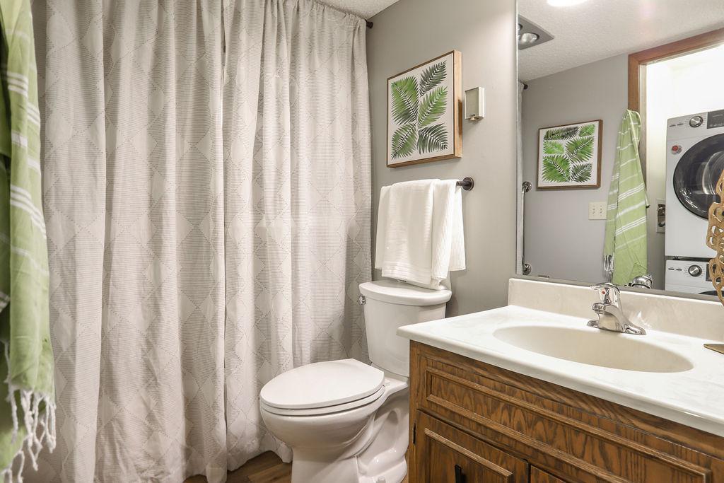 220 8th Street South, Unit B2 Fargo, ND 58103 - Photo 12 of 29