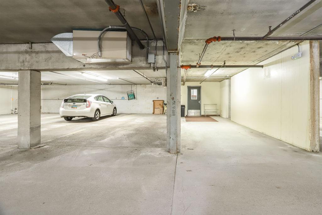 220 8th Street South, Unit B2 Fargo, ND 58103 - Photo 27 of 29