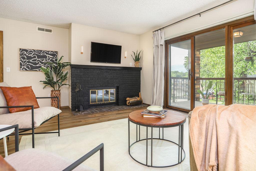 220 8th Street South, Unit B2 Fargo, ND 58103 - Photo 9 of 29