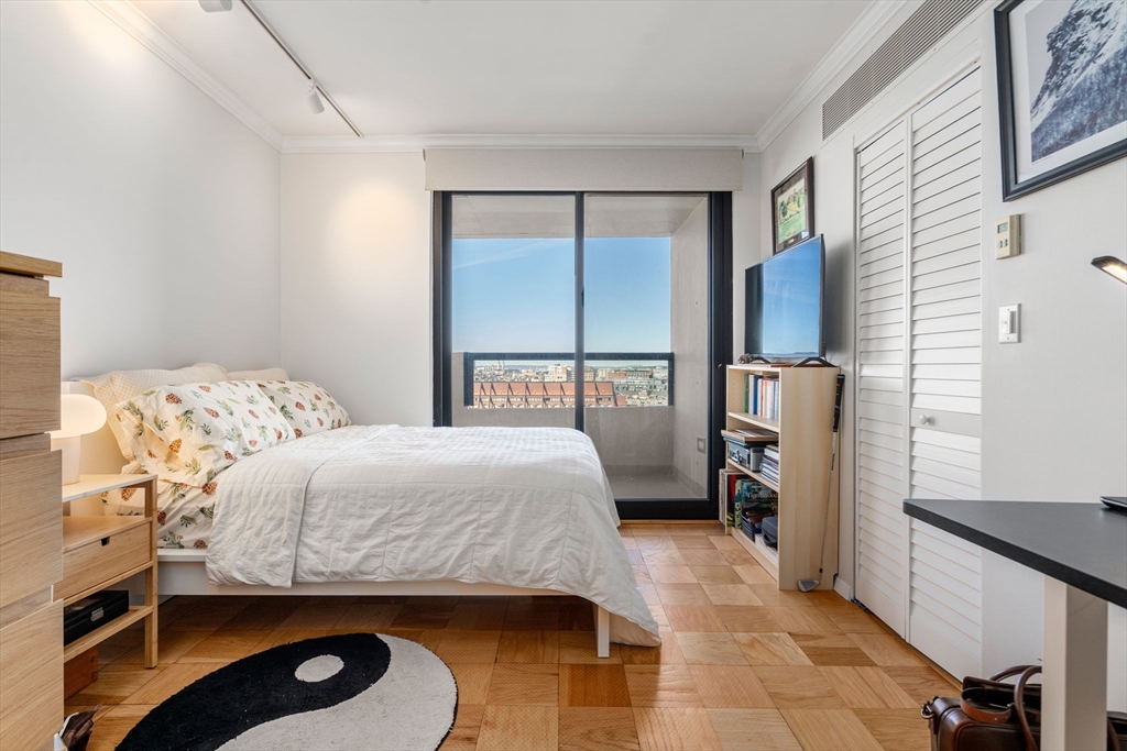 85 East India Row, Unit 14G Boston, MA 02110 - Photo 16 of 29