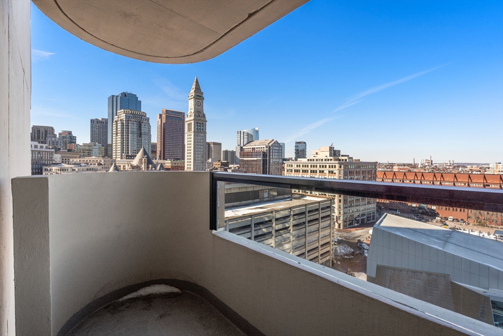 85 East India Row, Unit 14G Boston, MA 02110 - Photo 18 of 29