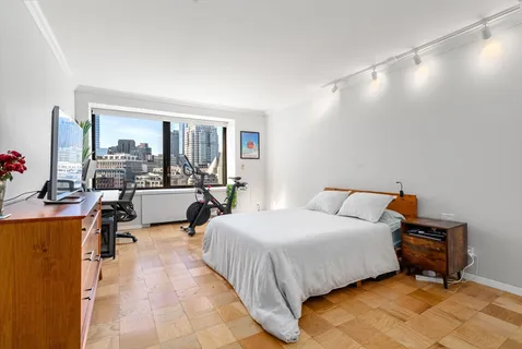 $1,019,000 | 85 East India Row, Unit 14G, Boston, MA 02110