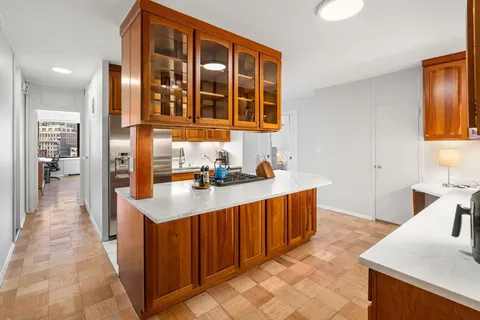 $1,019,000 | 85 East India Row, Unit 14G, Boston, MA 02110