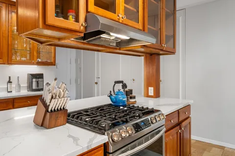 $1,019,000 | 85 East India Row, Unit 14G, Boston, MA 02110