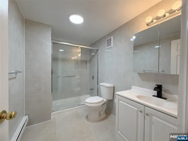 $1,750 | 62 Farnham Avenue, Unit G, Garfield, NJ 07026