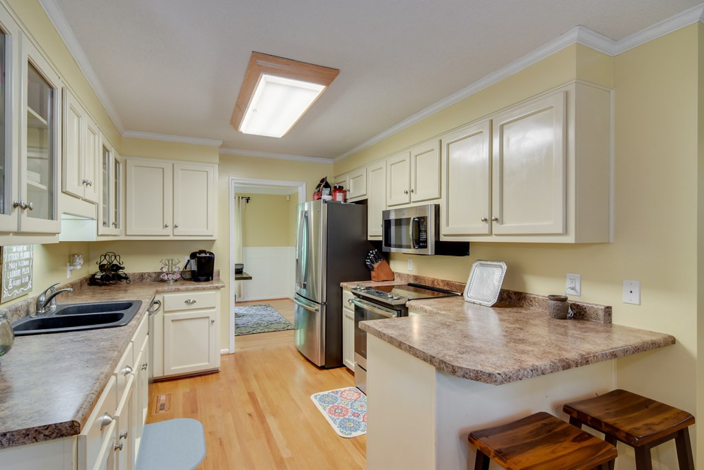 880 Hickory Ridge Road Aiken, SC 29803 - Photo 5 of 40