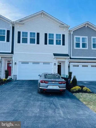 $2,699 | 106 Choke Cherry Ct Lake, White Post, VA 22663