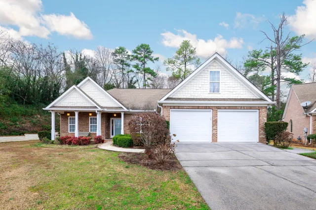 $370,000 | 118 Garden Lake Drive, Calhoun, GA 30701
